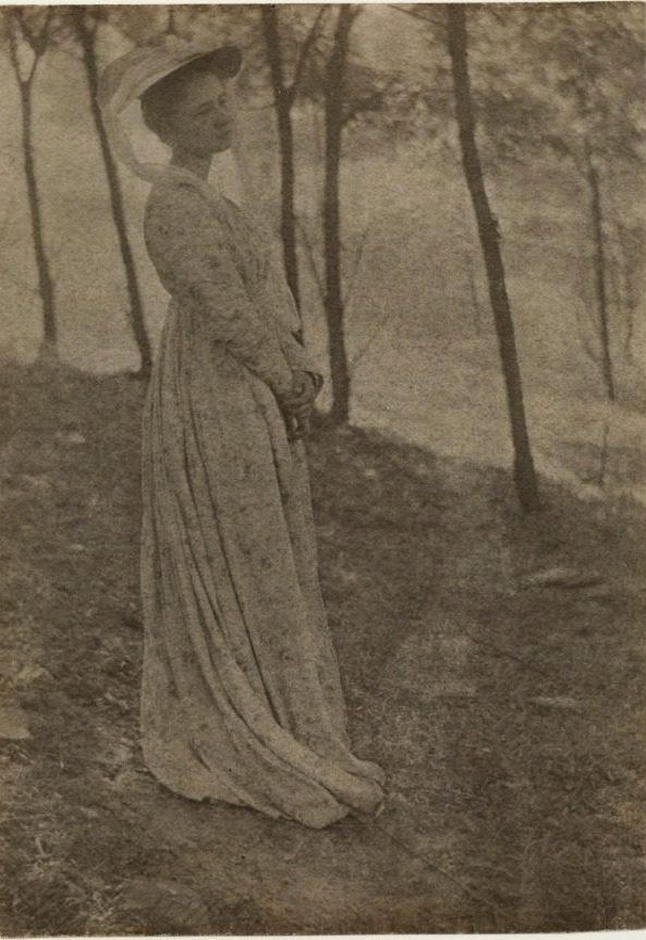 Julia Hall McCune by Clarence H. White (American, 1871–1925)