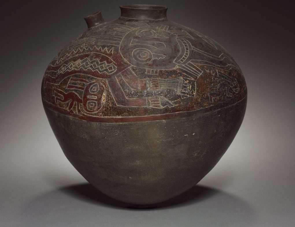 Vessel with Oculate Being