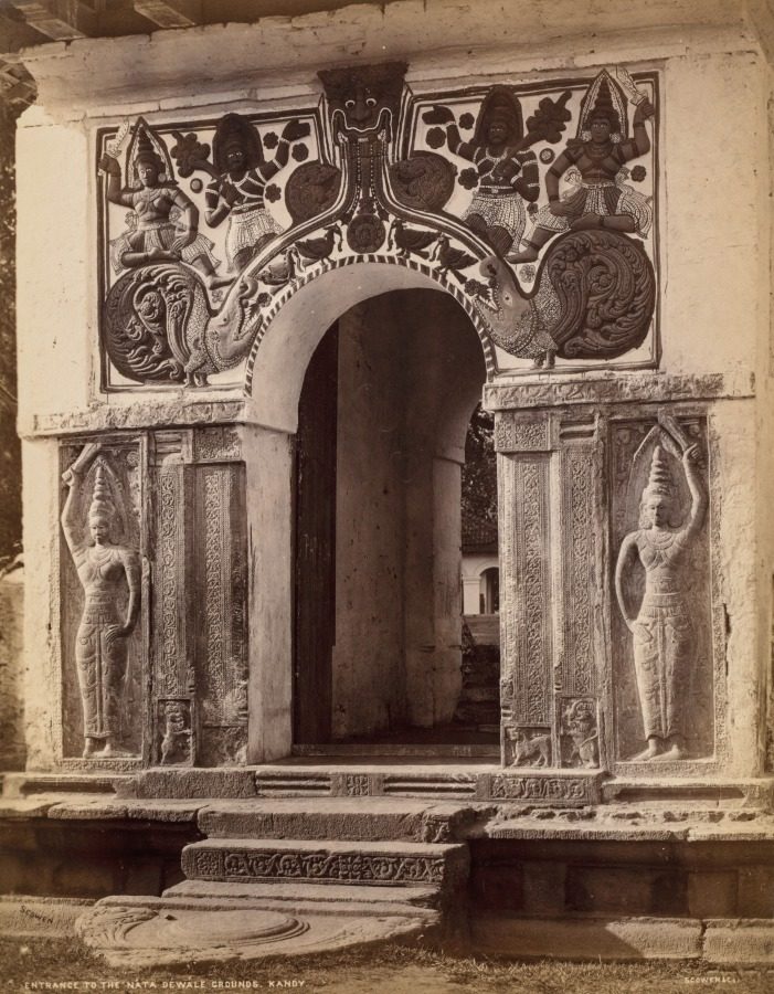 Entrance to the Nata Dewale Grounds, Kandy by Scowen & Co. (British, active Ceylon, 1876–1895)