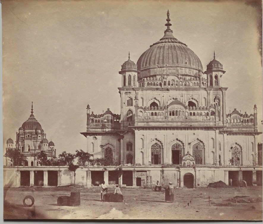 Small Mosque in the Kaiserbagh by Felice A. Beato (British, 1832–1909)