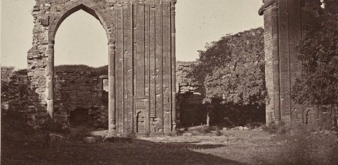 Mosque of Altamsh, Delhi by Louis-Théophile Marie Rousselet (French, 1845–1929)