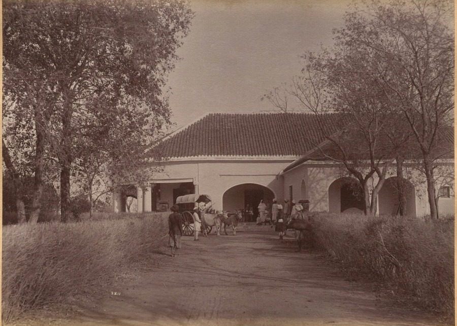 Mr. William's House, Jhansi (verso) by Raja Deen Dayal (Indian, 1844–1905)
