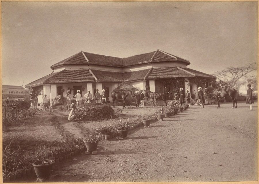 Major Creagh's home, Mhon (verso) by Raja Deen Dayal (Indian, 1844–1905)