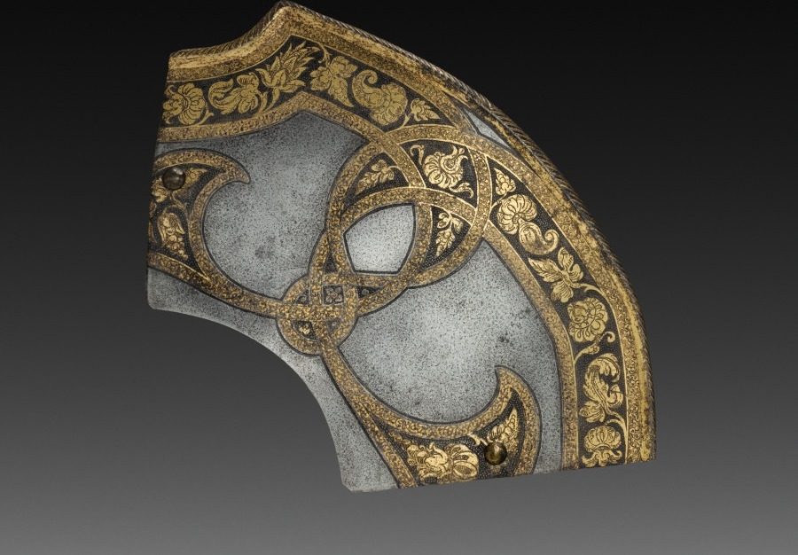 Pommel Plate of a Saddle, from the "Flechtband" Garniture of Rudolf II and Archduke Ernst, Vienna by Anton Peffenhauser (German, 1525–1603)