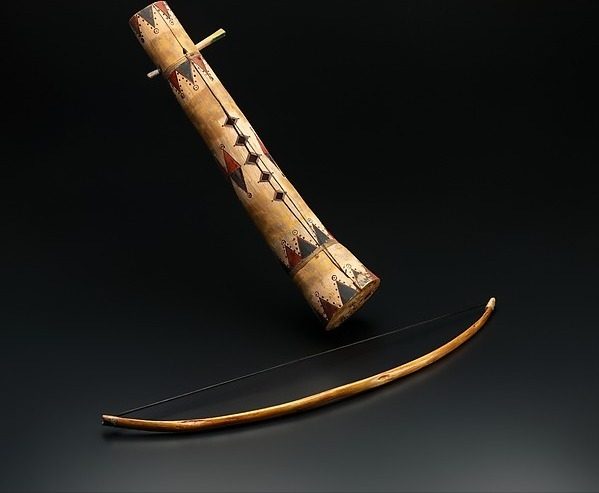 Tsii' Edo' Ai (Apache fiddle) by Athabascan Family