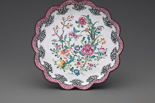 Dish with auspicious flowers and fruits